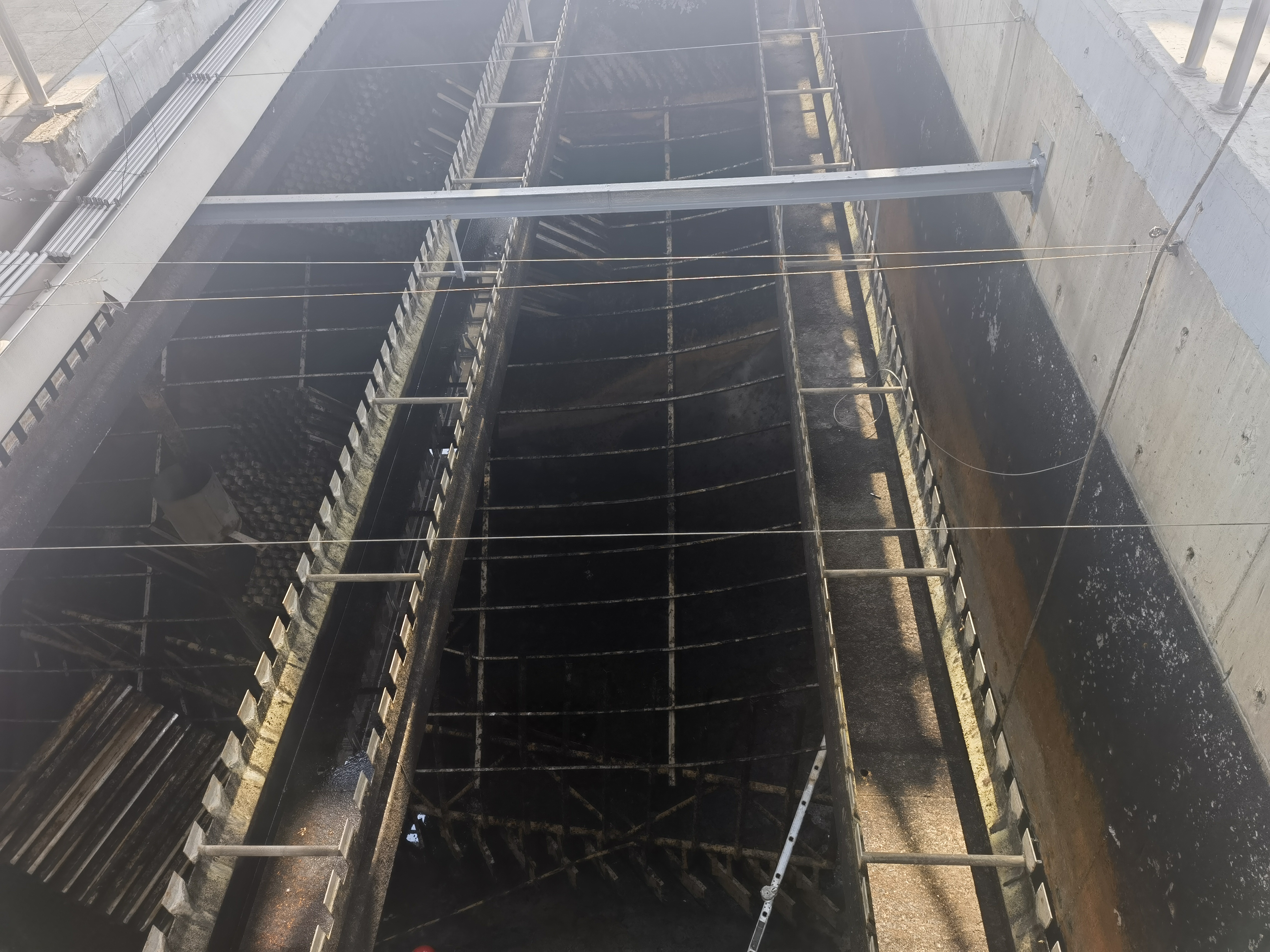 01549e27896457a16825aabf6d15033